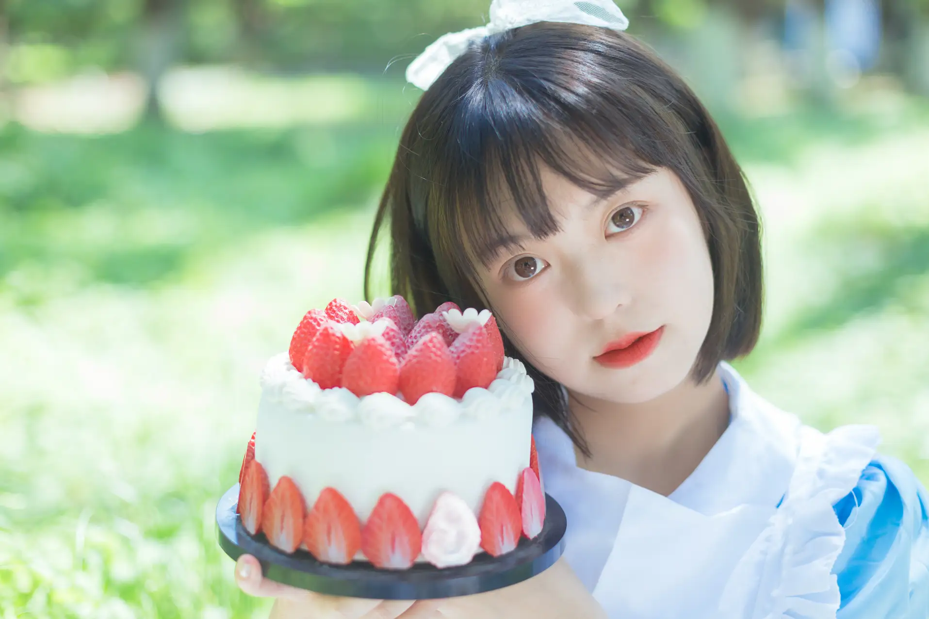 [YITUYU] 2022.08.05 Vol.1628 – Daisies and Strawberries Haji Twist#[32P]-25